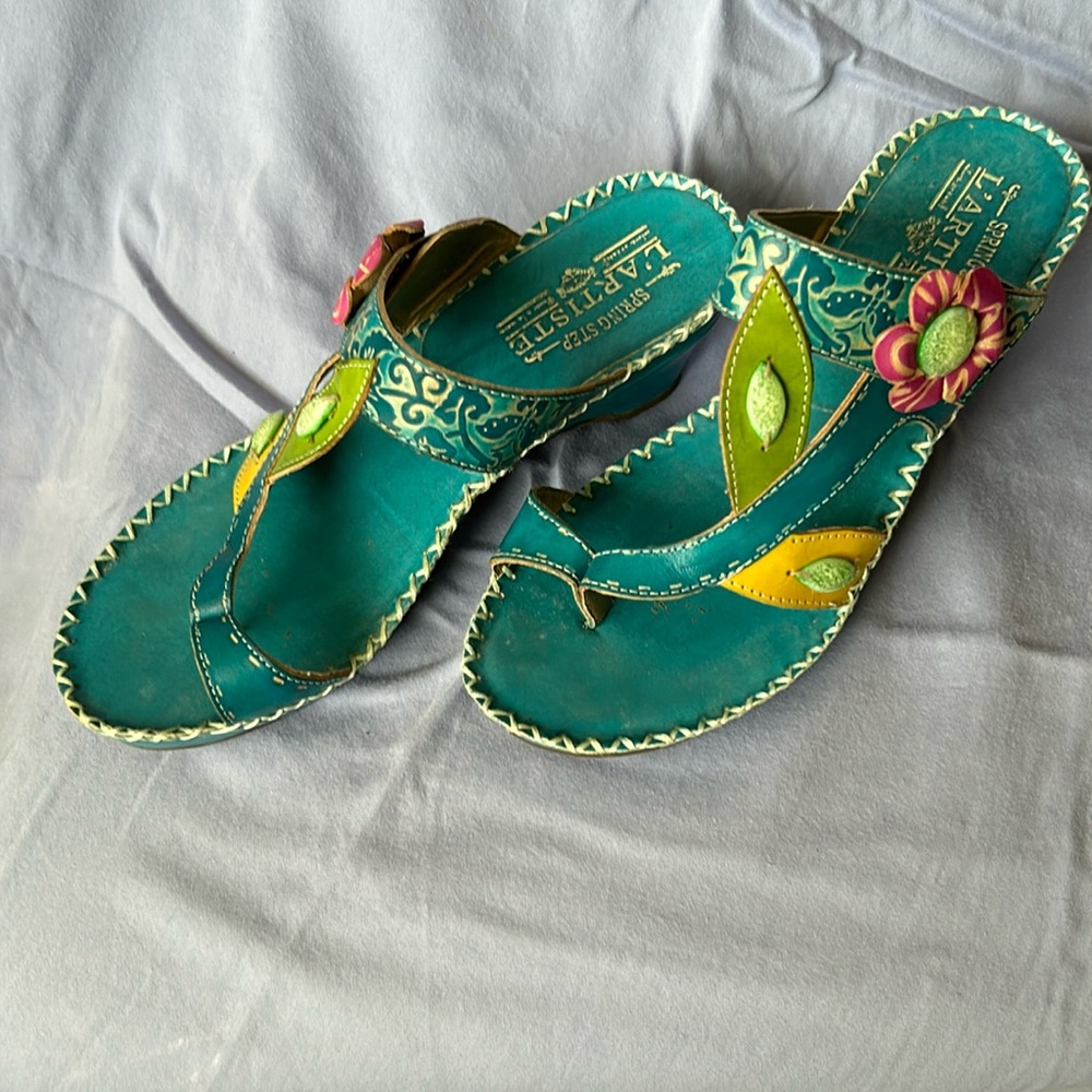 Cute floral sandals